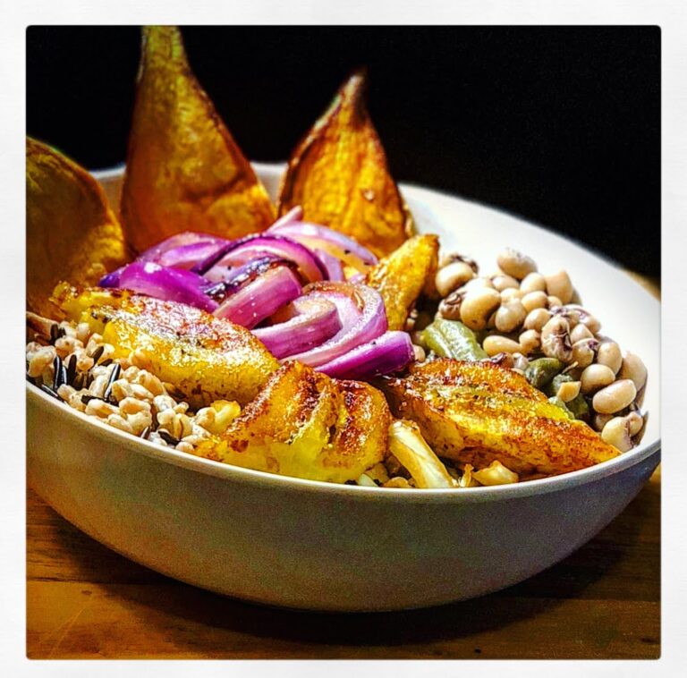 Vegan Bowl Field Peas Plantains